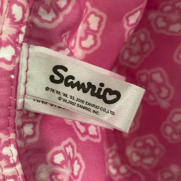 Sanrio Hello Kitty Bucket Hat - Picture 6 of 8